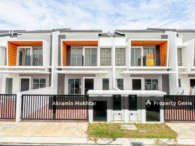 Terraced House for sale in Tanjong Sepat, Selangor
