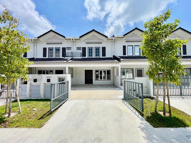 Terraced House for sale in Tanjong Sepat, Selangor