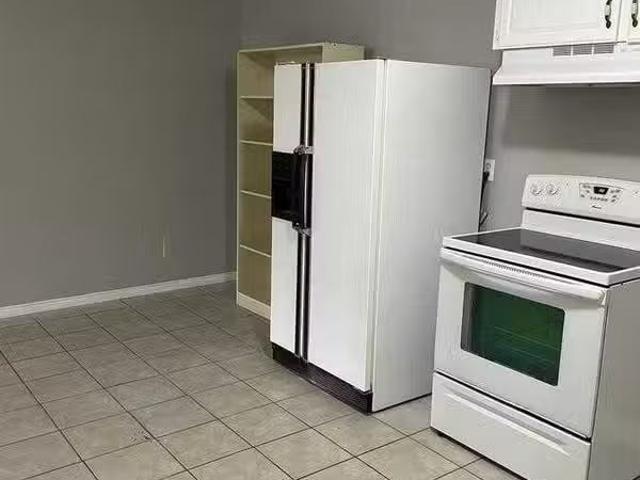 Condo for rent in Chatham–kent, Ontario