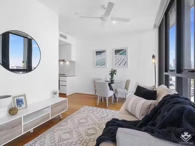 Apartment for rent in Toombul, Queensland
