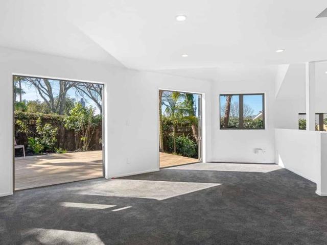 Townhouse for rent in Auckland, Oroua County