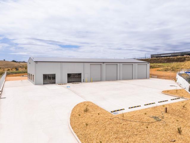 Warehouse for rent in Orange, New South Wales