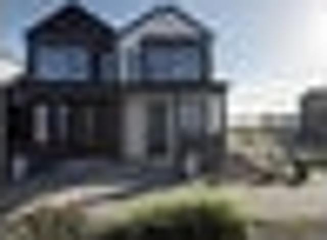 Townhouse for sale in Awhitu