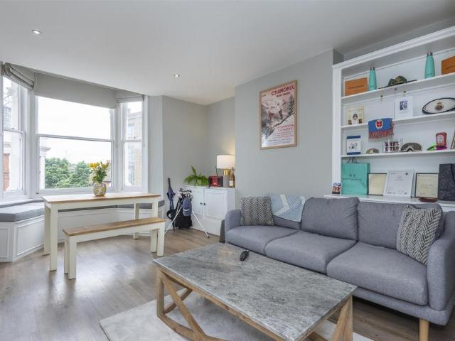 Apartment for rent in Fulham, Greater London