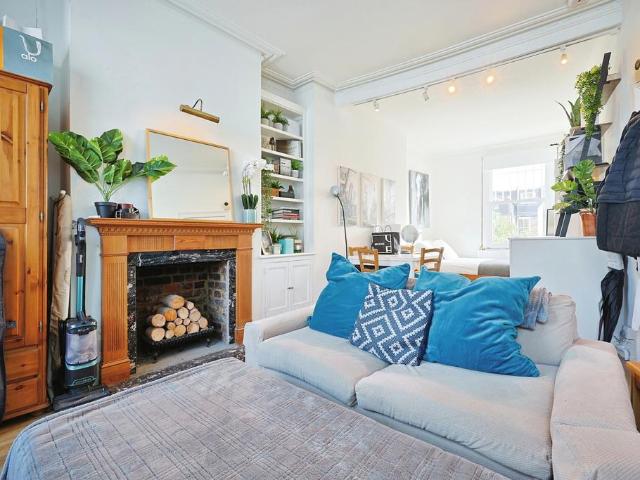 Apartment for rent in Fulham, Greater London