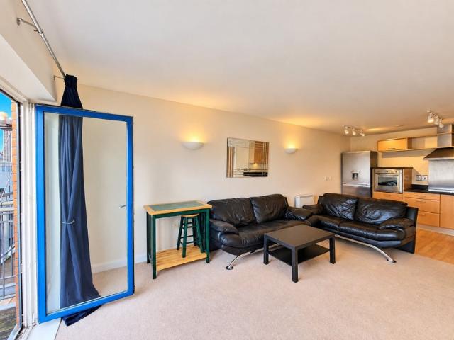 Apartment for rent in Park Central, Birmingham