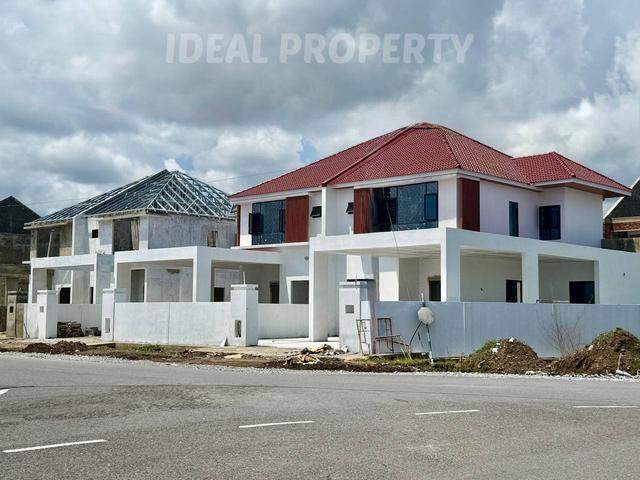 Residential House for sale in Long Miri