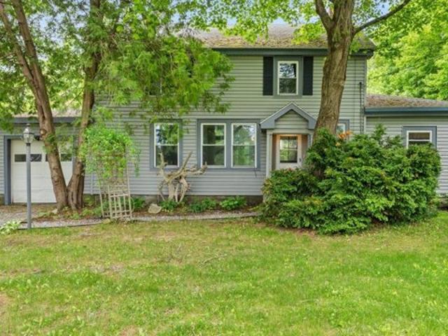 House for sale in Lenox House for sale in Lenox