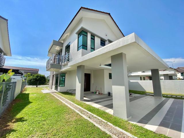 Bungalow for sale in Batu Pahat, Johor