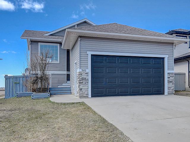 House for sale in Grande Prairie, Alberta