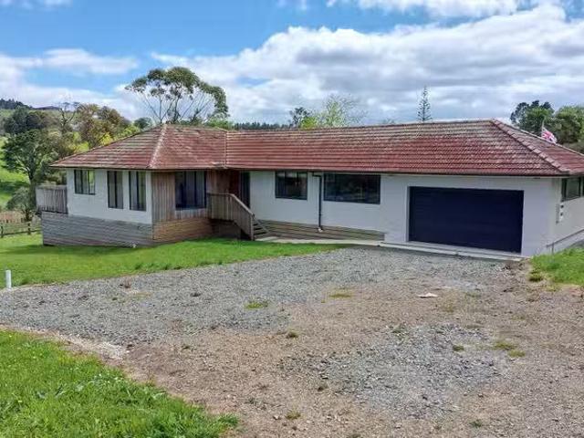 House for sale in Maungaturoto, Northland