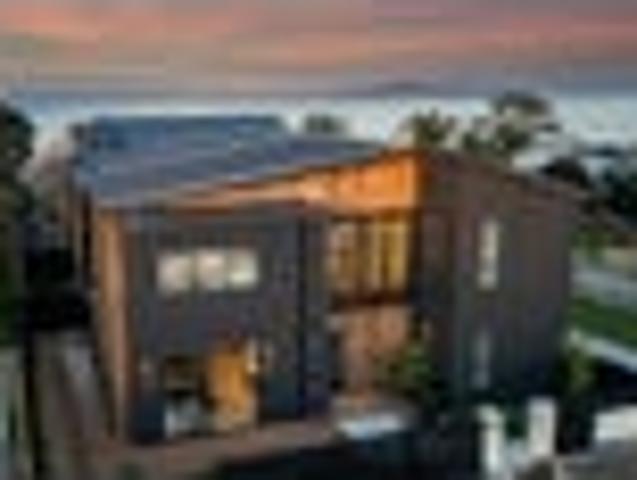 House for sale in Whangaparaoa