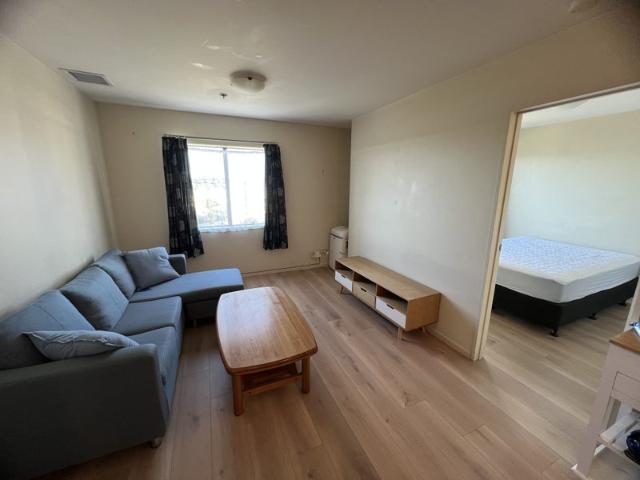 Apartment for rent in Oratia