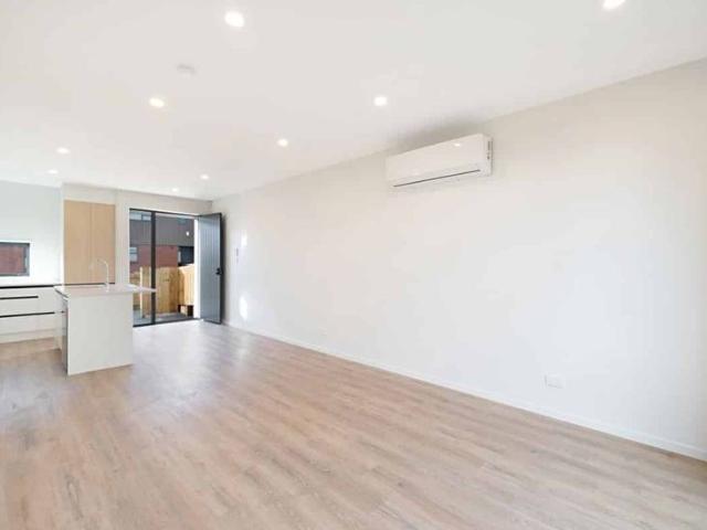 Townhouse for rent in New Lynn