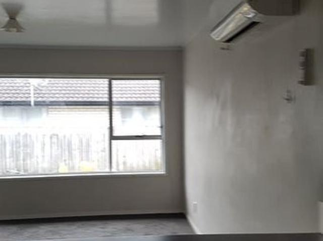 Apartment for rent in Oratia, Oroua County