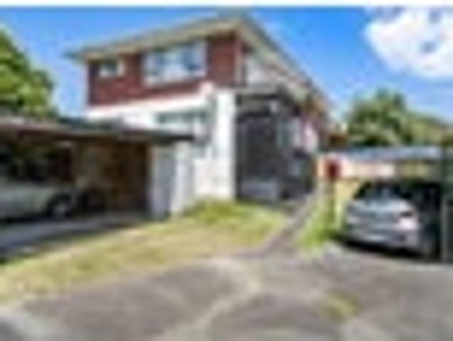 Apartment for rent in Kelston