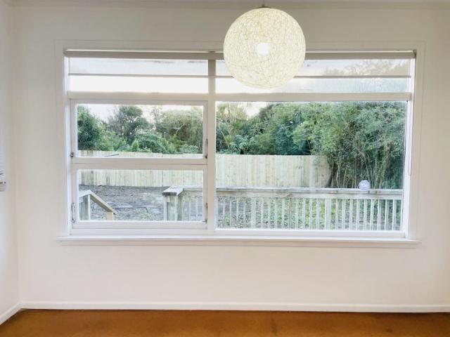 House for rent in Oratia