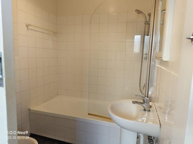 Apartment for rent in Green Bay, Oroua County