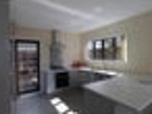 Apartment for rent in Kelston, Oroua County