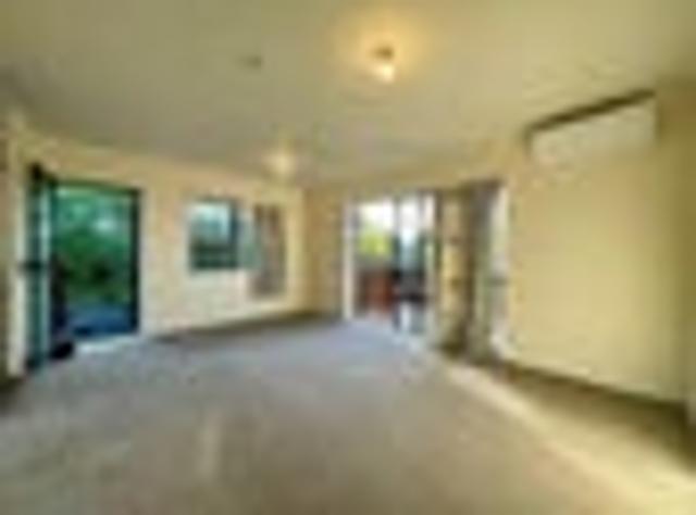 House for rent in Kelston