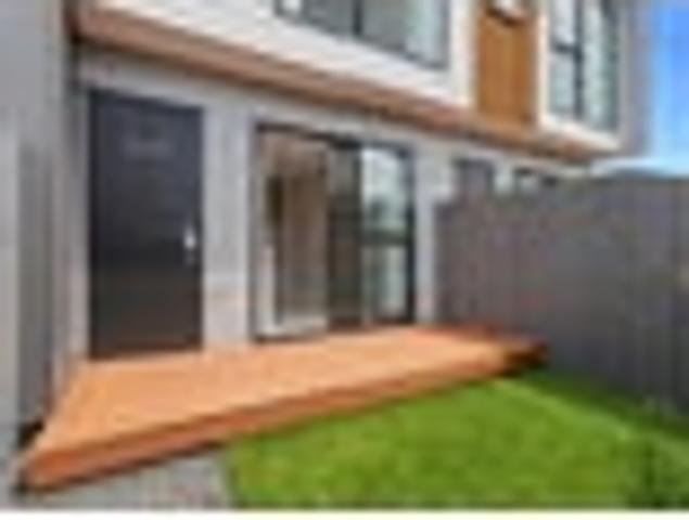 Townhouse for rent in North Titirangi, Whau