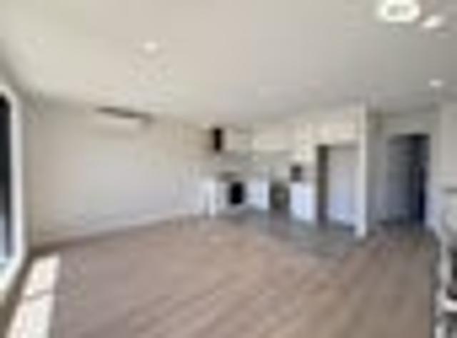 House for rent in Kelston