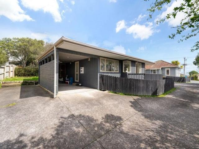 House for rent in Whau, Auckland