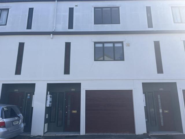 House for rent in New Lynn, Oroua County