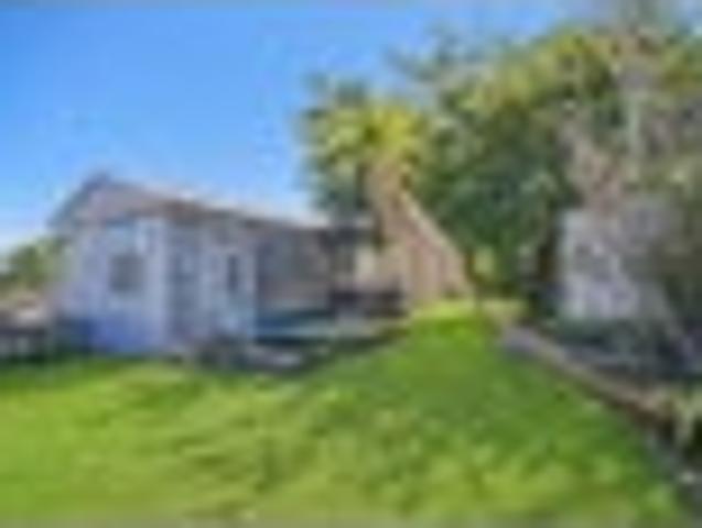 House for rent in Green Bay, Whau