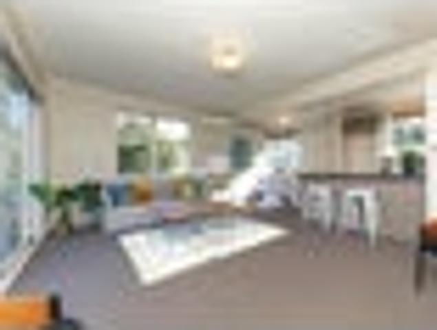 House for rent in North Titirangi, Whau