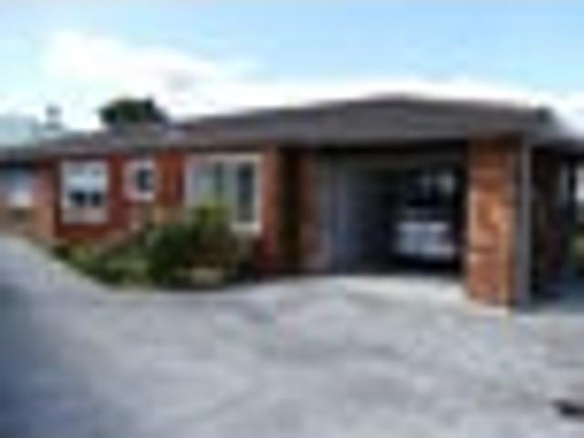 House for rent in Green Bay, Whau
