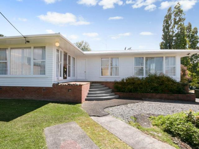 House for rent in Kelston, Oroua County