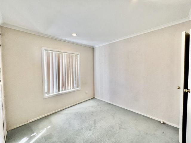 House for rent in Oratia