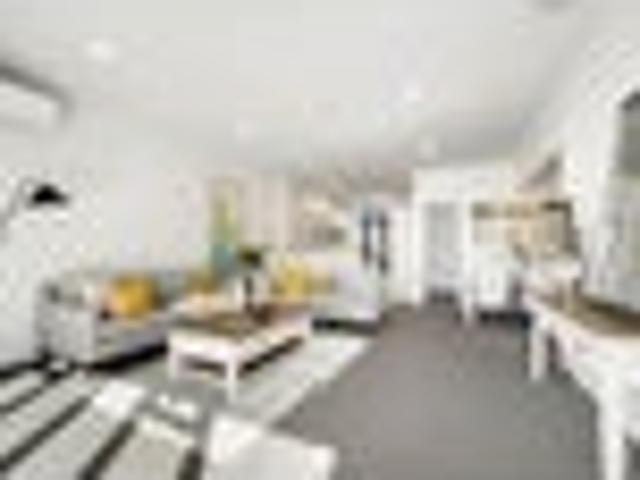 Townhouse for rent in New Lynn, Oroua County
