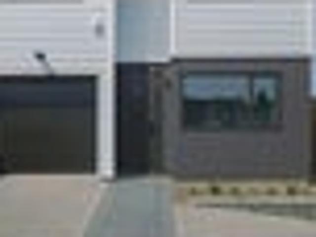 Townhouse for rent in New Lynn, Oroua County