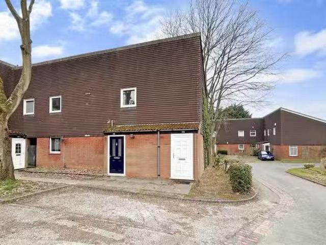 House for rent in Colindale, Greater London