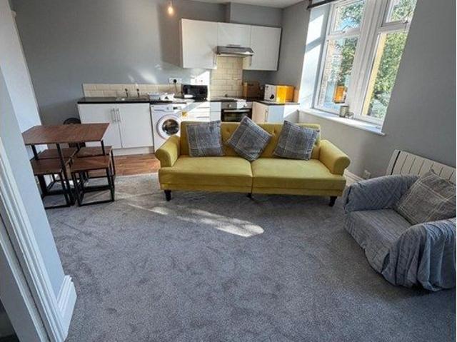 Apartment for rent in Charlesworth, East Midlands
