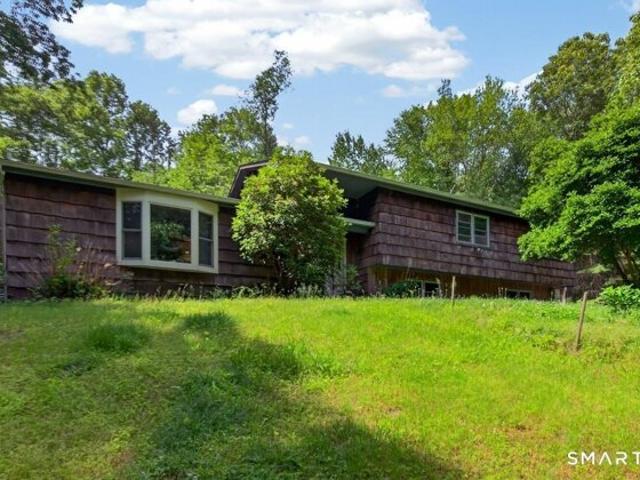 House for sale in Bridgewater, Connecticut