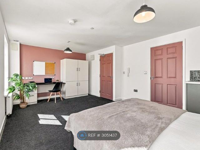Room for rent in Heigham Grove, East Bank
