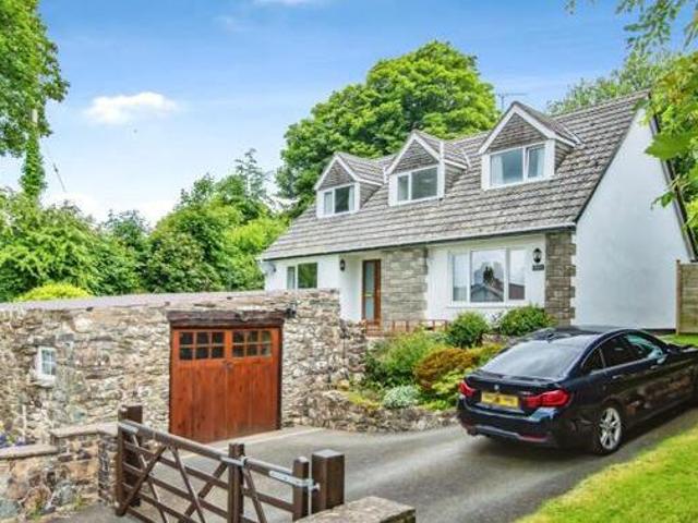 House for sale in Clarbeston Road, Wales