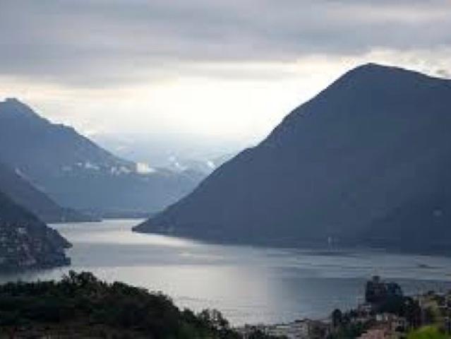 Einfamilienhaus kaufen in Aldesago, Tessin