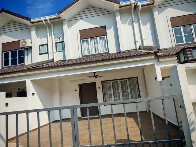 Terraced House for rent in Tanjong Sepat, Selangor