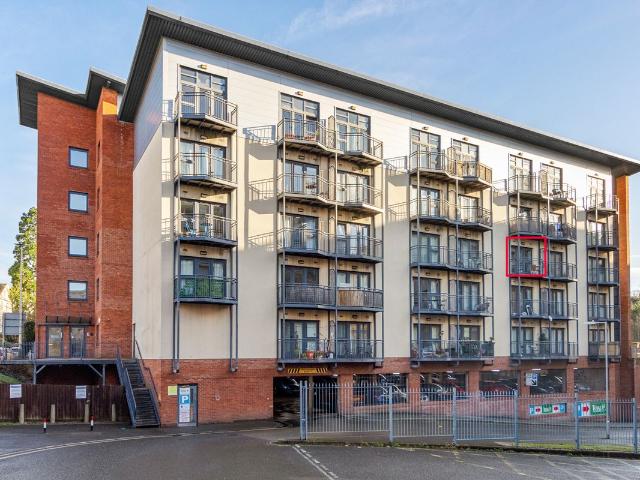 Studio for rent in Watergate, Devon
