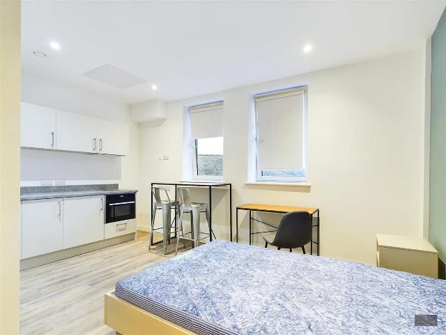 Apartment for rent in Watergate, Devon
