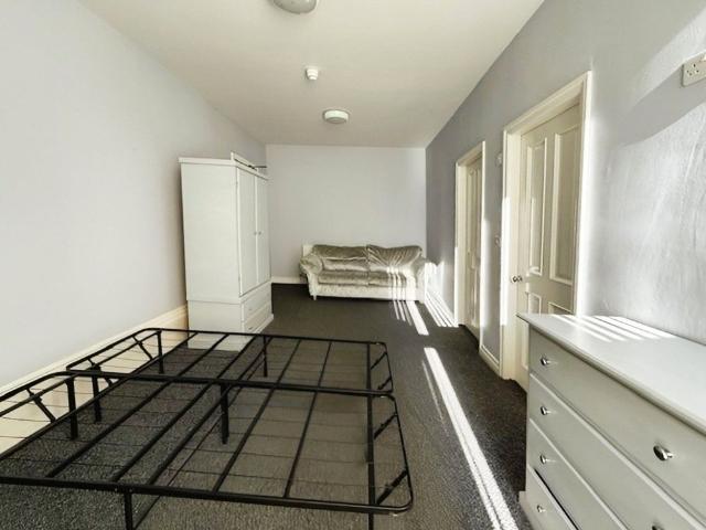 Apartment for rent in Highfields, Huddersfield