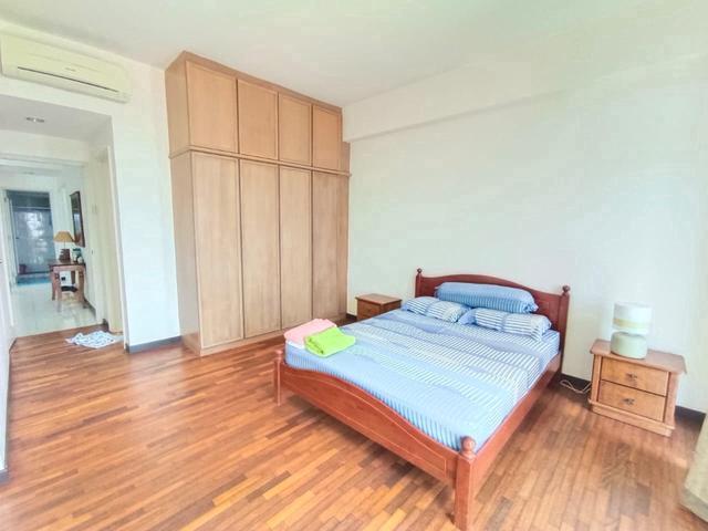 Condominium for rent in Malaka