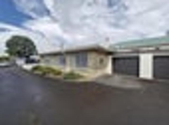 Townhouse for rent in Lynmouth, New Plymouth