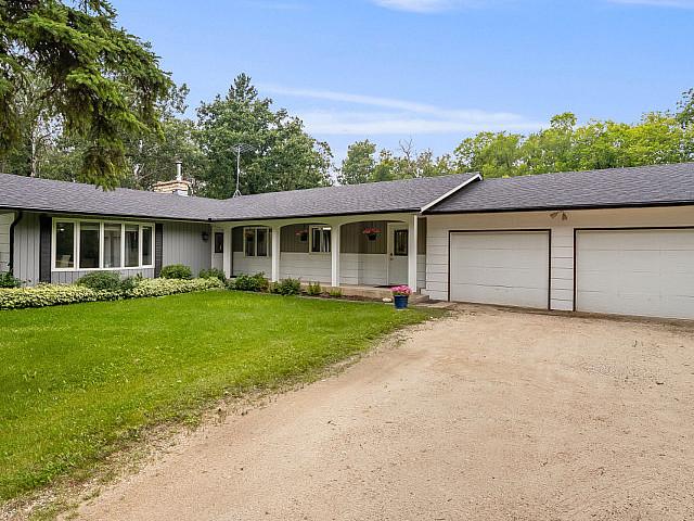 House for sale in La Broquerie, Manitoba
