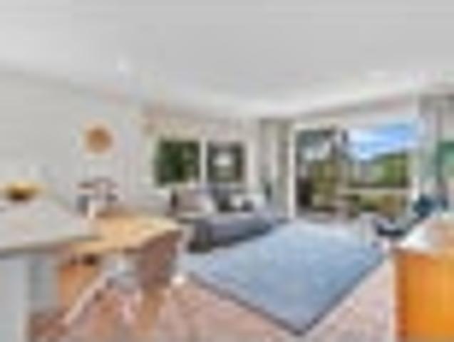 Apartment for sale in Balmoral, Oroua County