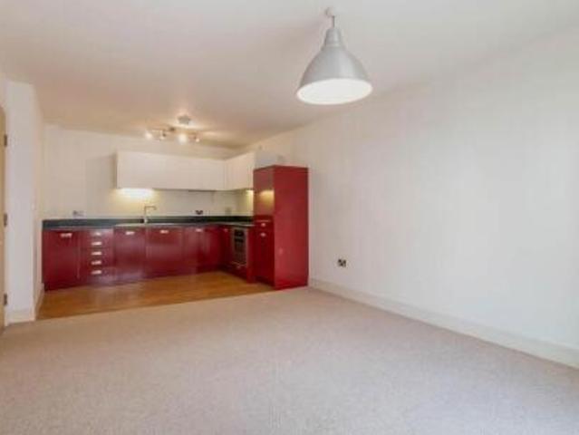Room for rent in Park Central, Birmingham